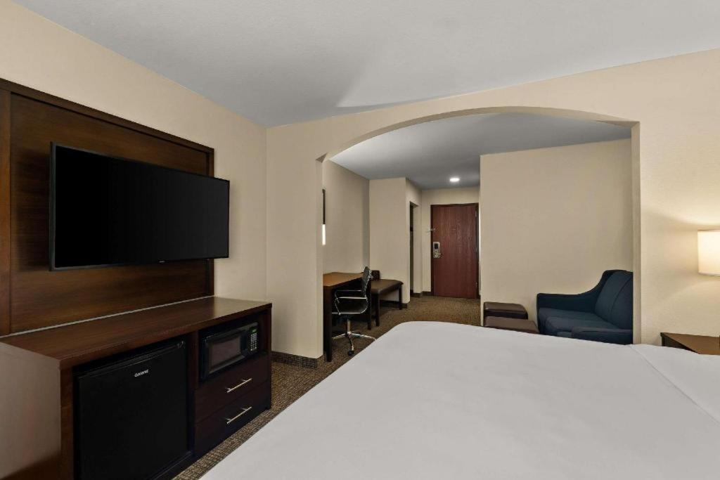 Comfort Inn & Suites Atoka Exterior foto